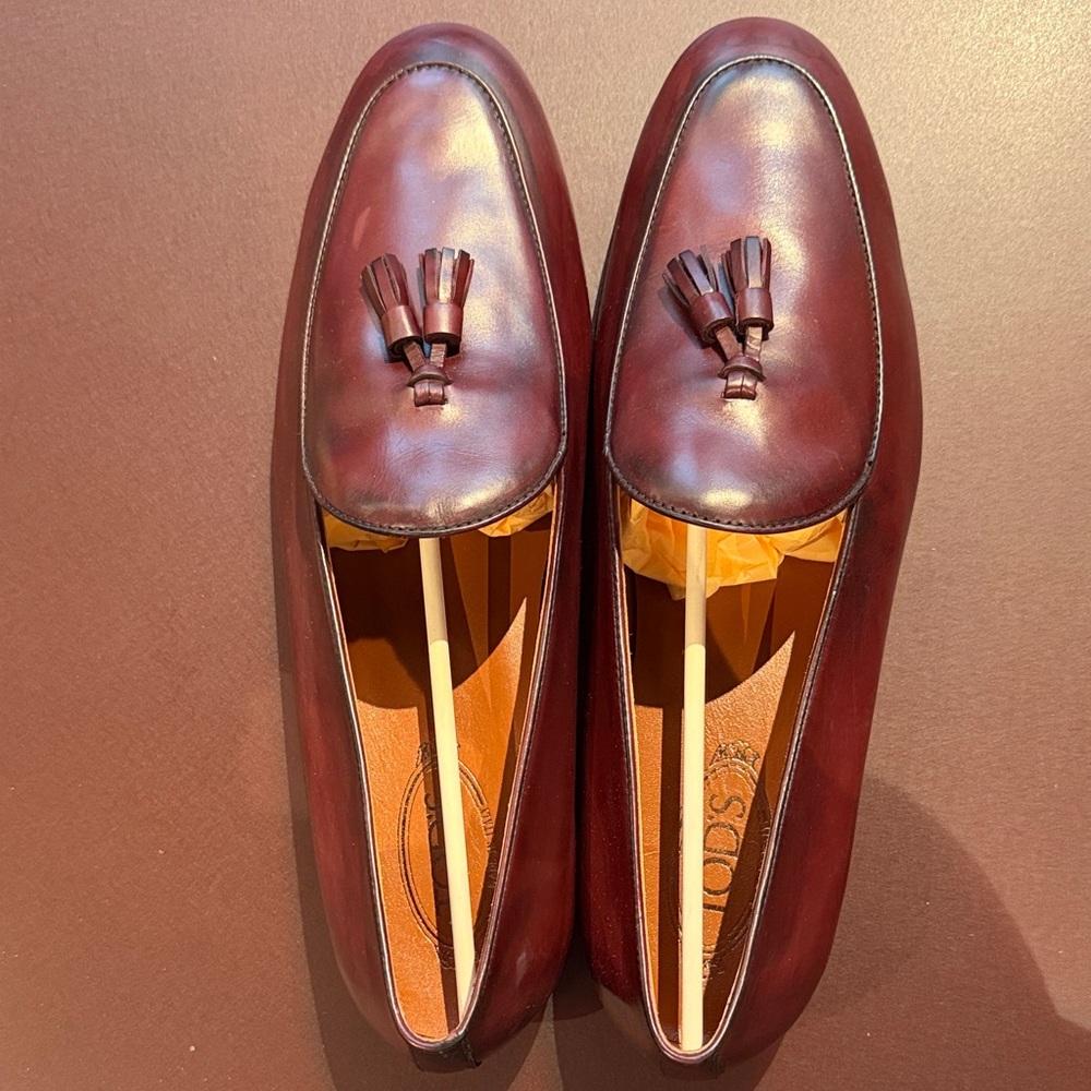 Tod's Burgundy Leather Loafers with Tassels
